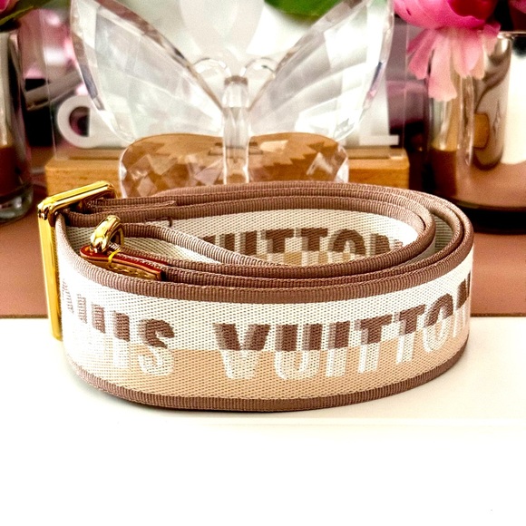 Louis Vuitton Accessories - Louis Vuitton Speedy 20 Bandouliere Adjustable Strap